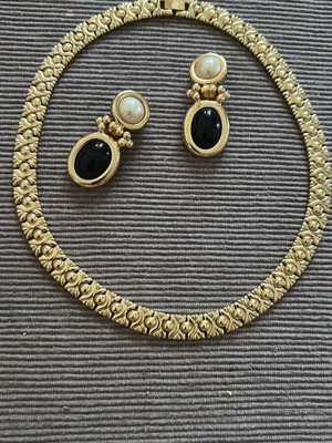 Christian Dior by Henkel & Grossé Vintage Jewelry Set new, gold tone