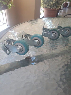 Furniture wheels used, set of 4, 5 cm diameter, 2 fixed and 2 swivel