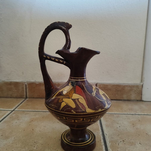 Red-Figure Ancient Greek Decorative Vase like new
