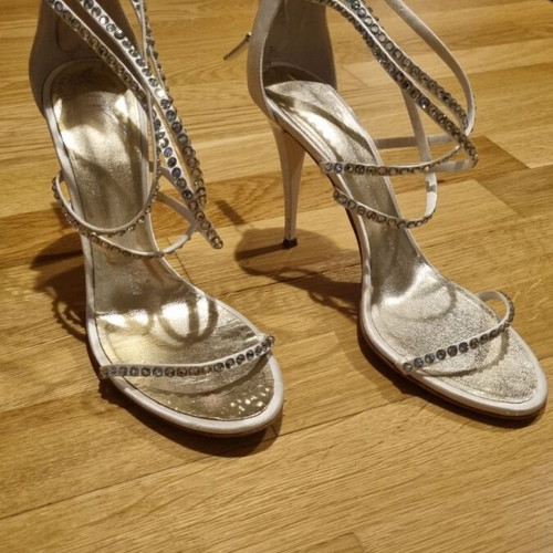 Giuseppe Zanotti bridal sandals like new with crisscross Swarovski crystals