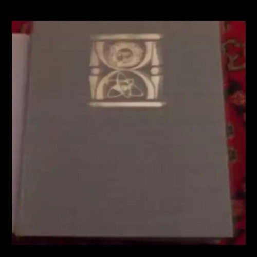 Encyclopedia Svetat Okolo Nas like new, illustrated for youth