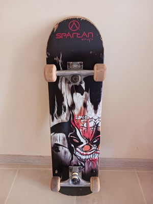Spartan Marla skateboard, 79cm by 20cm