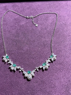 Silver necklace with natural emeralds and certificate of authenticity