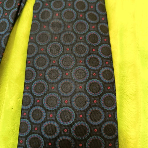 Men's Italian silk tie like new