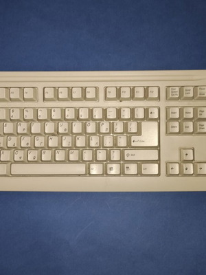 Computer Keyboard Mitsumi KFKEA4XA PS/2 interface like new, vintage style