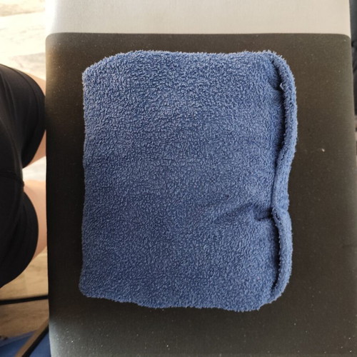 Arena bathrobe for 4-6 years old used, color faded