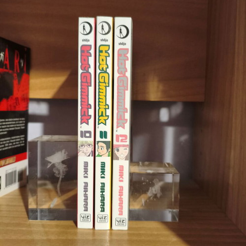 Hot Gimmick shoujo manga 10-12 like new, 3 volumes