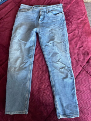 Tommy Hilfiger jeans like new, size 32, blue