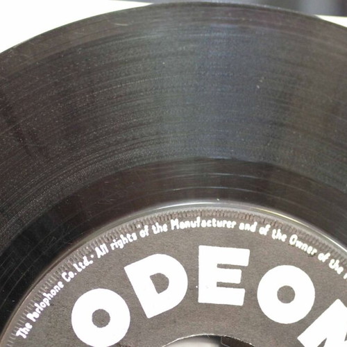 Ta Moutzouromena Cheria & Orkizomai Stin Andriki Timi Mou 7'' vinyl used, laiko