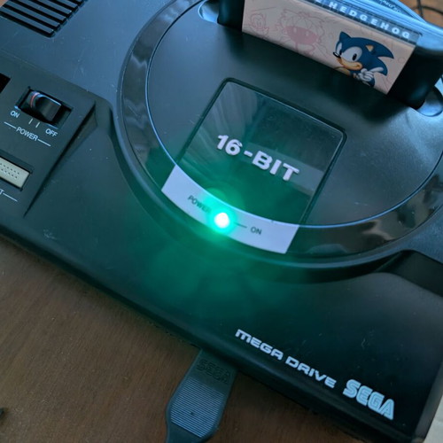 SEGA Mega Drive 1 PAL French RGB model with Region Free & 60Hz Mod