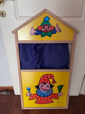 Wooden puppet theater like new, height 99cm, width 56cm