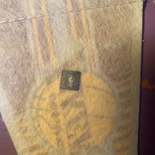 L.A Lakers fabric pennant like new, authentic NBA souvenir