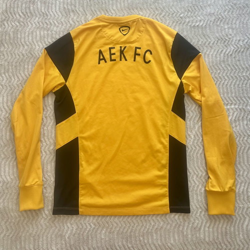 Aek Nike training sweatshirt like new, size S