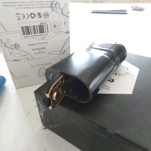 La Petite Box Vaponaute black like new 75W mod with 1 18650 battery