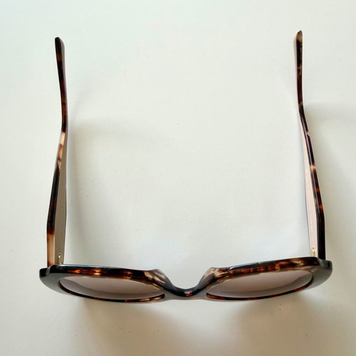 Prada women's sunglasses like new, tortoise acetate frame