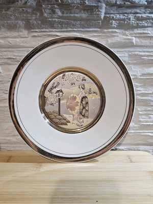 Vintage collectible decorative plate The Art of Chokin like new, 24k gold