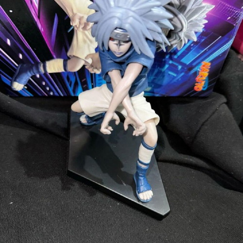 Naruto Uchiha Sasuke Statue new, 13cm