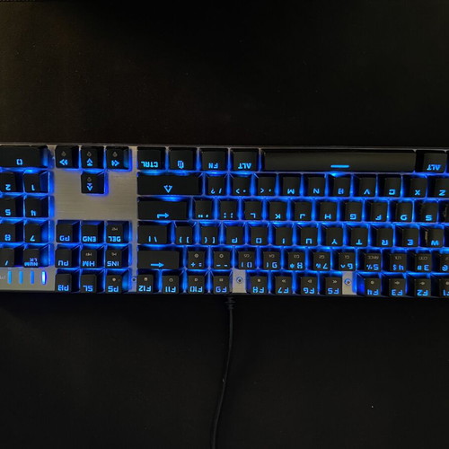 Motospeed RGB Gaming Mechanical Keyboard full size like new