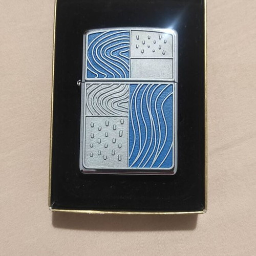 Zippo lighter Blue Journey like new