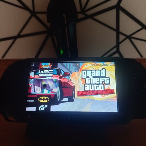 Sony PlayStation Portable (PSP) like new with full games