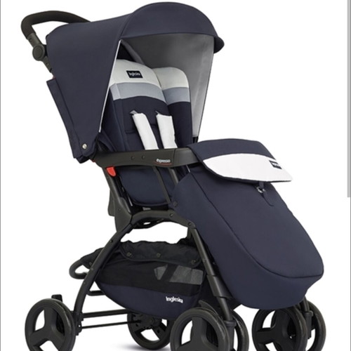 Inglesina Espresso stroller used with hood and footmuff