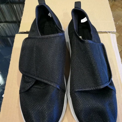 Canvas summer shoes new, size 46, black