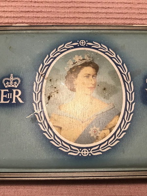 Metal Queen Elizabeth II Coronation Box 1953 used