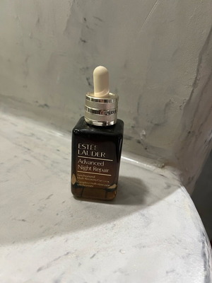 Estee Lauder serum used