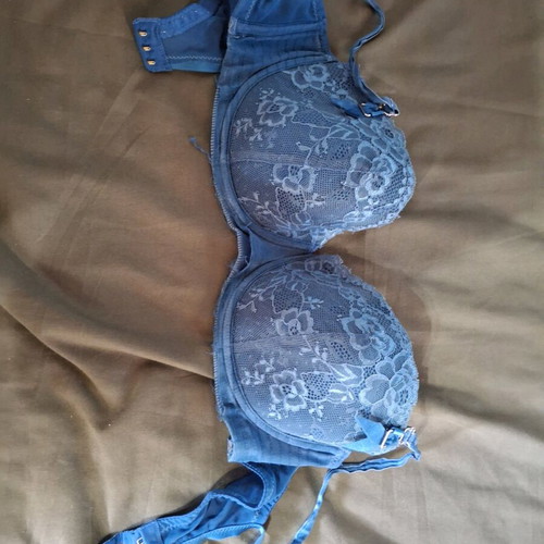 Bra 85B used, very good quality with worn underwire