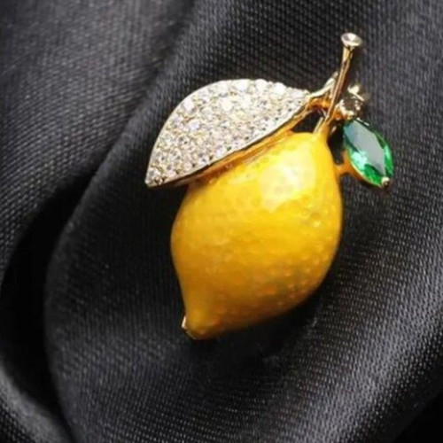 Lemon brooch new with yellow gold plating and metal chain