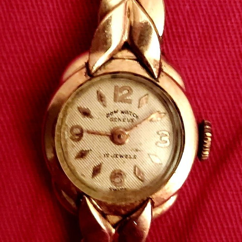 Row Watch vintage women's gold watch like new