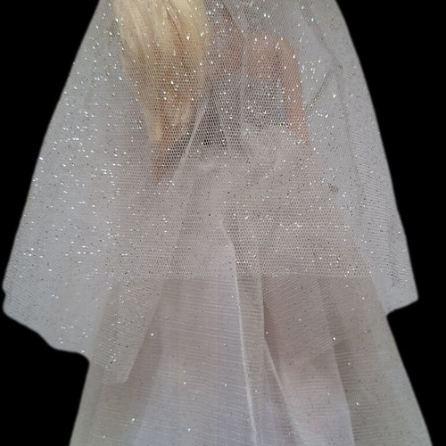 Doll with wedding dress like new