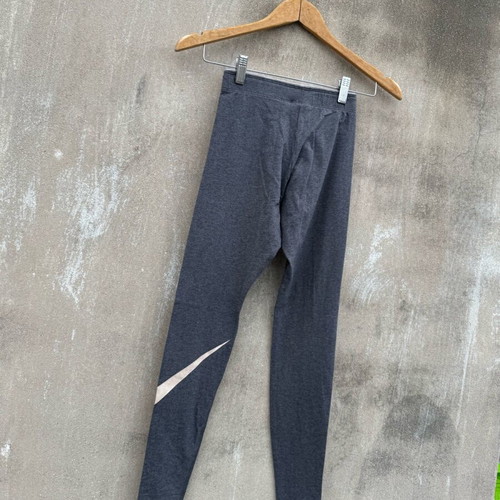 Nike legging used, size S-M, white and gray