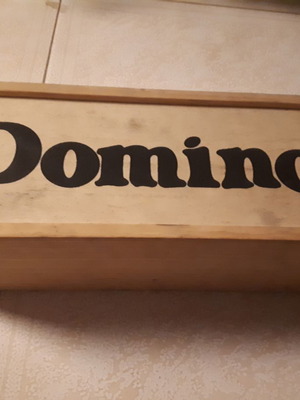Ξύλινο Domino μεταχειρισμένο, πλήρες σετ