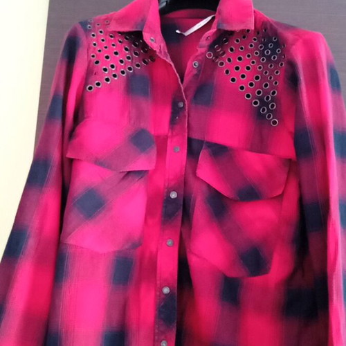 Zara women's shirt used, black and red, size S