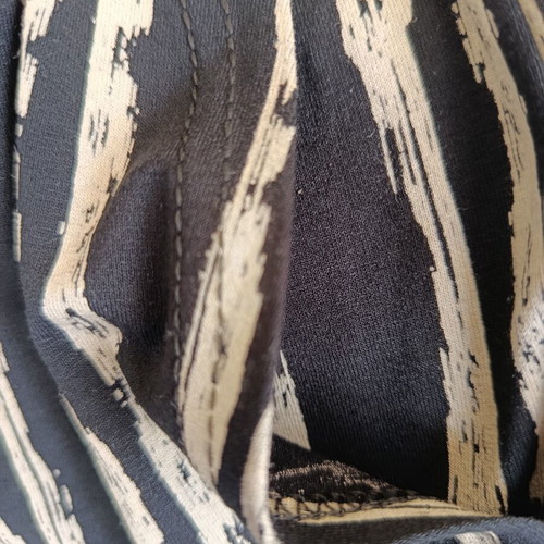 Casual pants XL with elastic waist, black and beige pattern, like new