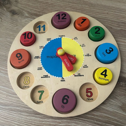 Baby learning puzzles used, 10 wooden cards