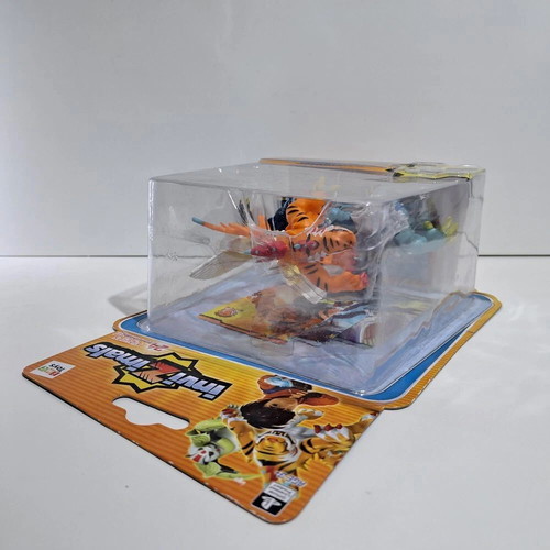 IMC Toys Invizimals Tigershark Icelion Uberjackal figures new, factory sealed