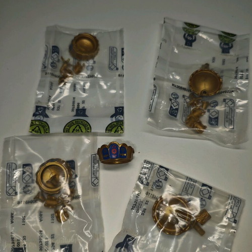 Playmobil crown set and gold accessories new, 4 sets