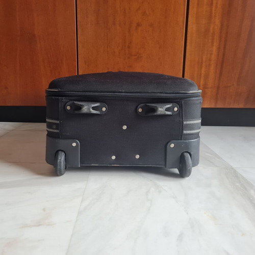 Pierre Cardin medium suitcase 24×43×66 cm with 2 wheels, black