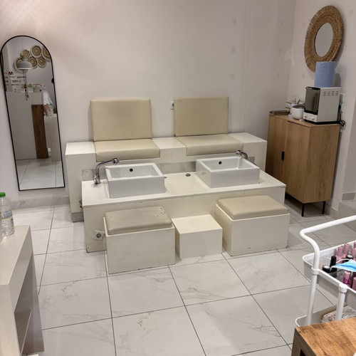 Pedicure station for 2 used