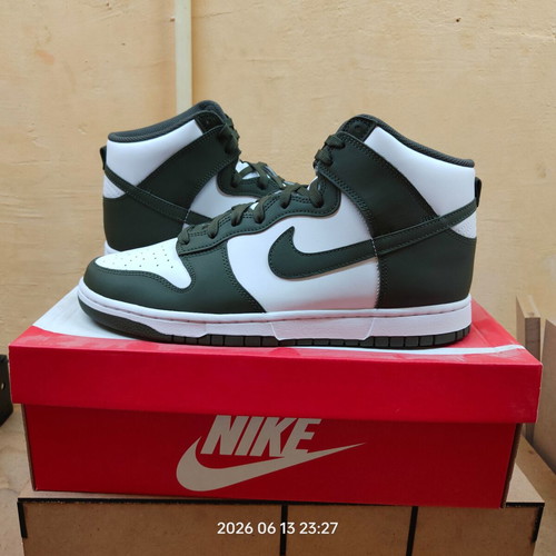 Nike Dunk Hi Retro size 45.5 new White Cargo Khaki