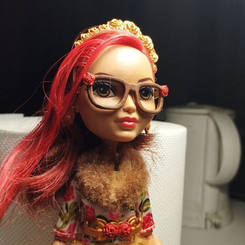 Rosabella Beauty Ever After High doll with 3D printed accessories