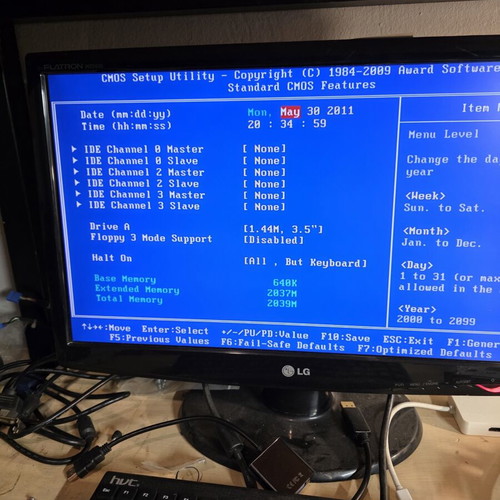 Motherboards Intel e8500 4GB amd athlon ii x2 240 4GB e7500 2GB used