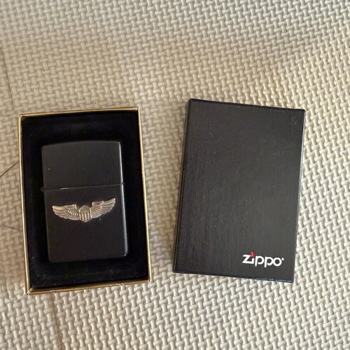 Zippo Pilot Black lighter with box
