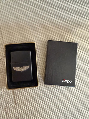Zippo Pilot Black lighter with box