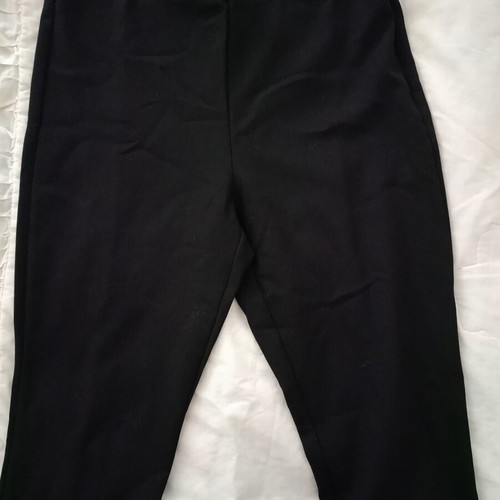 Zara pants medium black with side zipper and back slit like new