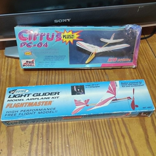 Cirrus PC‑04 Plusz and Estes Light Glider model kits new