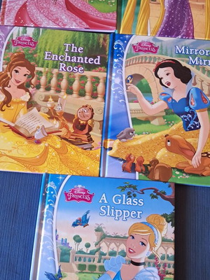Disney Princess 5 βιβλία στην αγγλική γλώσσα με σκληρό εξώφυλλο σαν καινούργιο