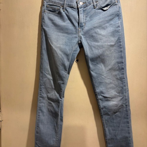 Levi's jeans 710 size 29 like new, medium-low rise, blue
